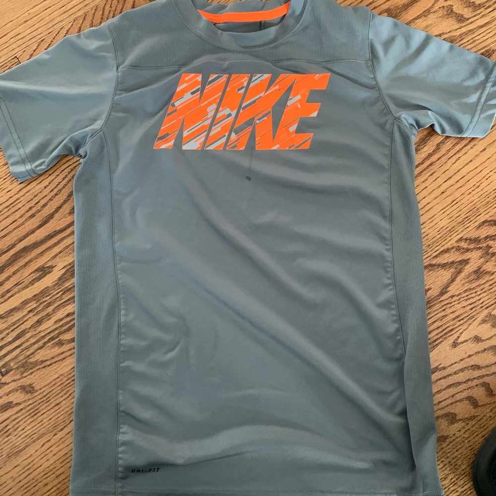Boys Nike T Shirt